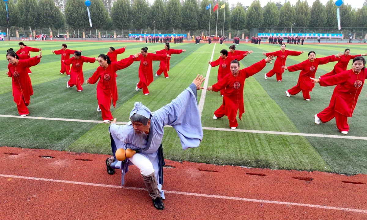 People practice Wuqinxi in a school in Bozhou, East China's Anhui Province. Photo: IC